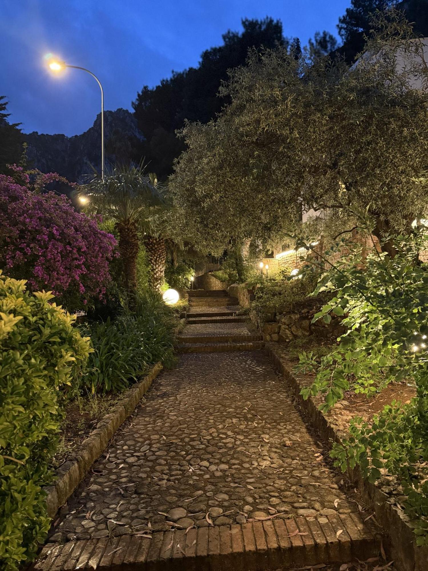 Villa Rubino Mondello - By Rentalbeb Italy Palermo Exterior photo